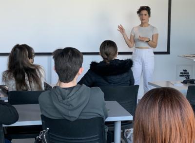 imes reporter and podcaster Faith Pinho demonstrated how to incorporate audio into stories.